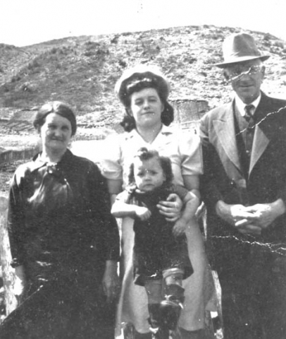 138: l-r Tom Norman, his wife Jane Traverse, their daughter Sadie, and their grandson  Tom Norman. (circa 1942) [courtesy of Sadie (Norman) Kerrivan]  - young Tom is the son of Peter Norman and Margaret Norman